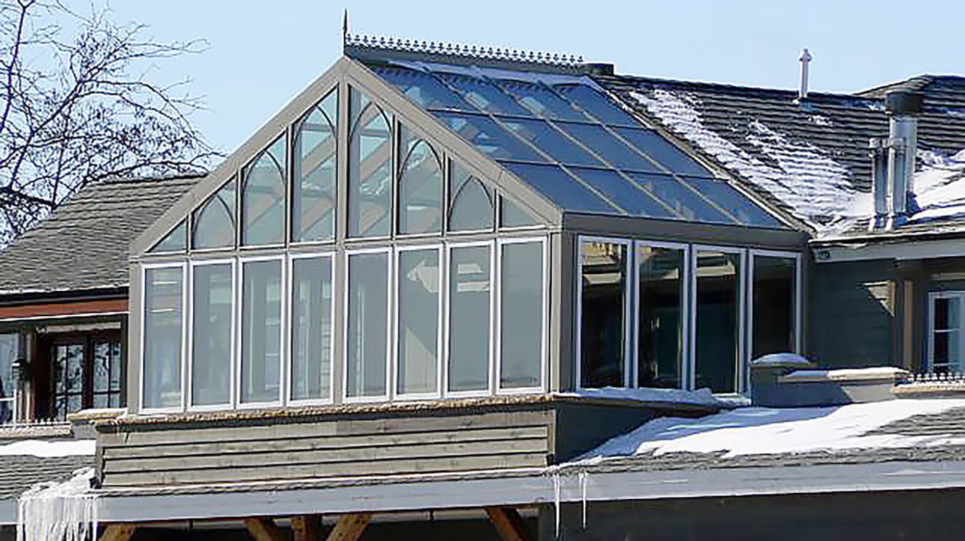 Straight eave double pitch Sunroom with one gable end