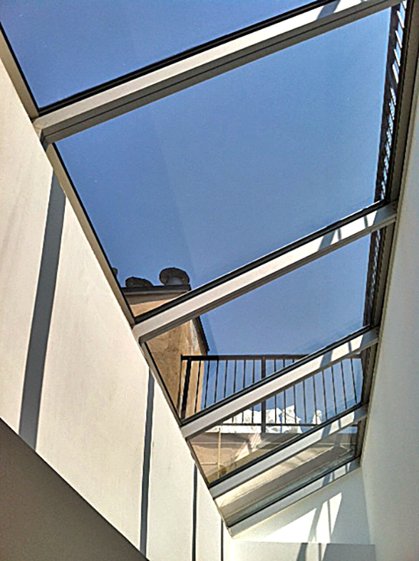 Single slope skylight.