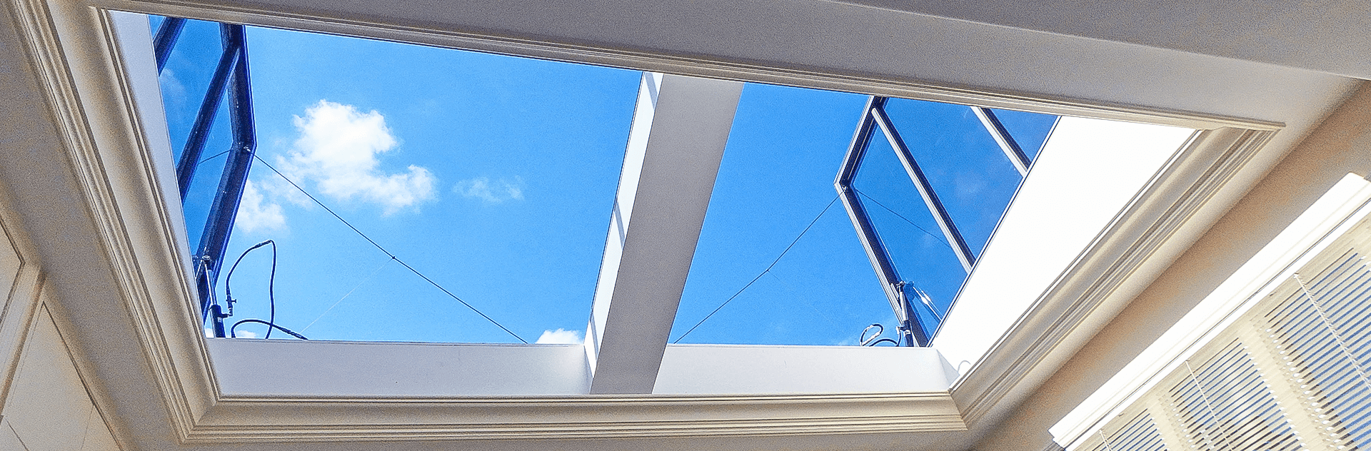 Operable Skylights Solar Innovations®