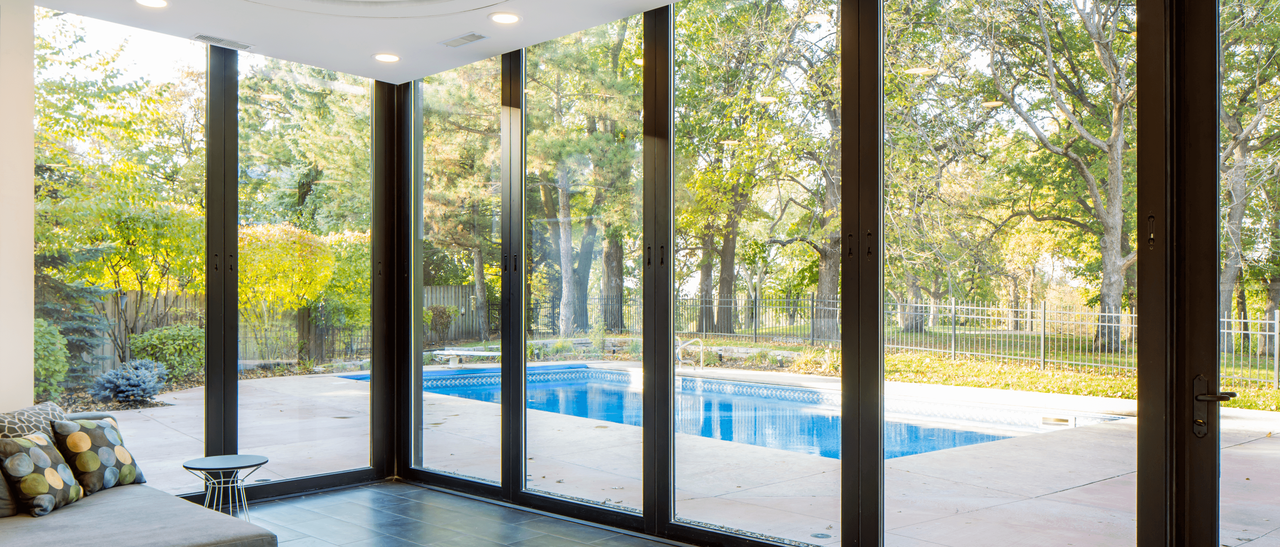 Aluminum Stacking Glass Wall - Residential